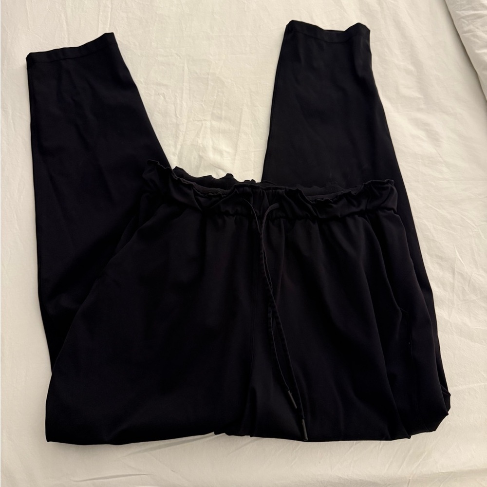 Lululemon Women’s Straight Leg Pants